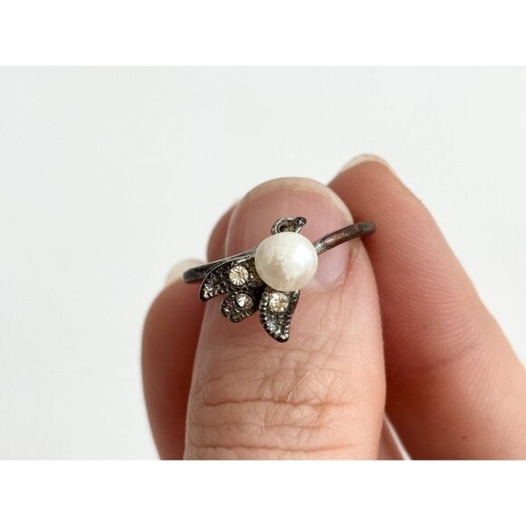 Faux Pearl Dainty Minimal Gemstone Silver Toned Vintage Cute Ring - sz 7 - Picture 2 of 10